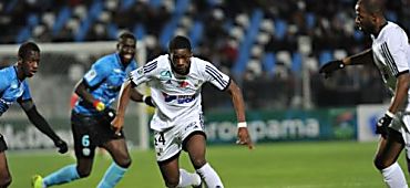 FOOTBALL - Trois buts et trois points vers le maintien pour Amiens!