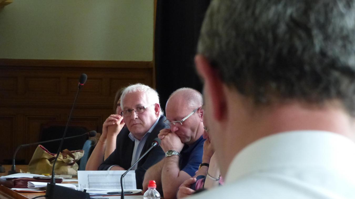 Éric Legrand a écouté avec attention le discours du maire, regrettant qu’il occulte un sujet
: l’avenir de la Maison du diable.